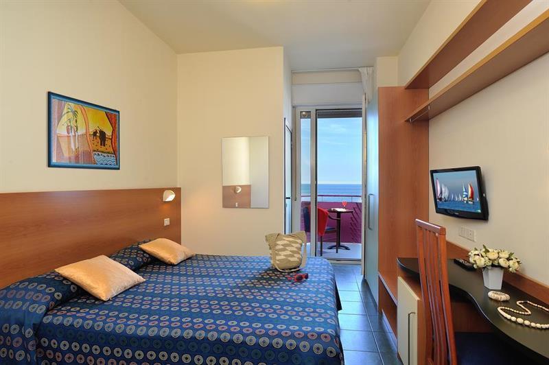 Hotel Atlantic Vista Mare Pesaro Exterior photo